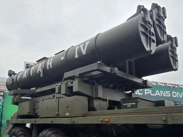 fatah-iv-missile