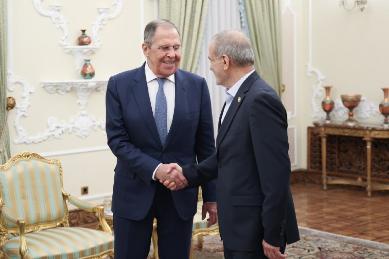 vor-lavrov-pezeshkian