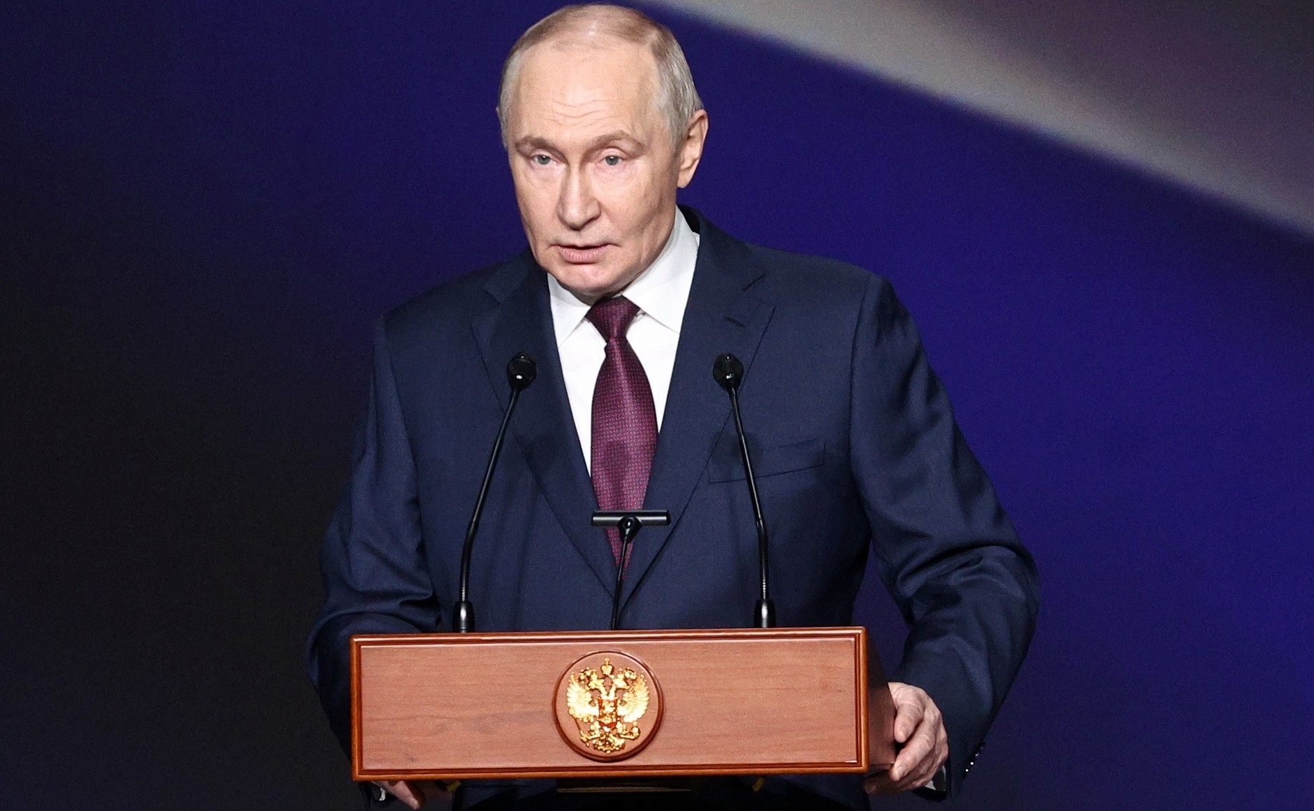 vor-putin-theater